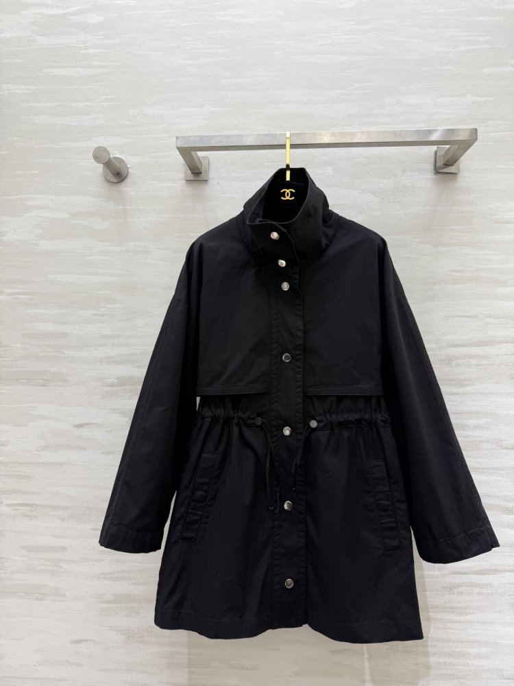 Куртка жіноча