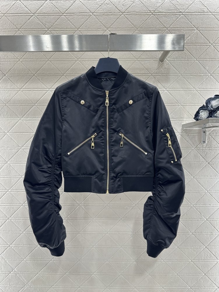 Куртка жіноча