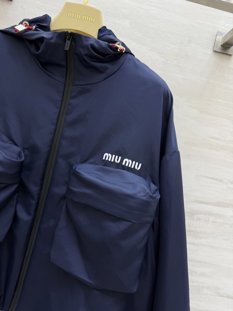 Куртка жіноча фото 2