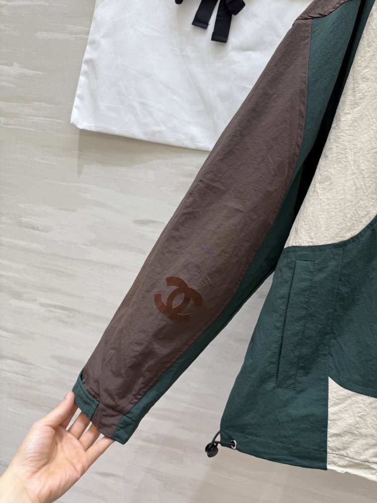 Jacket women's фото 2