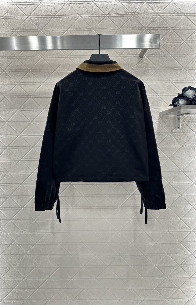 Куртка жіноча фото 2