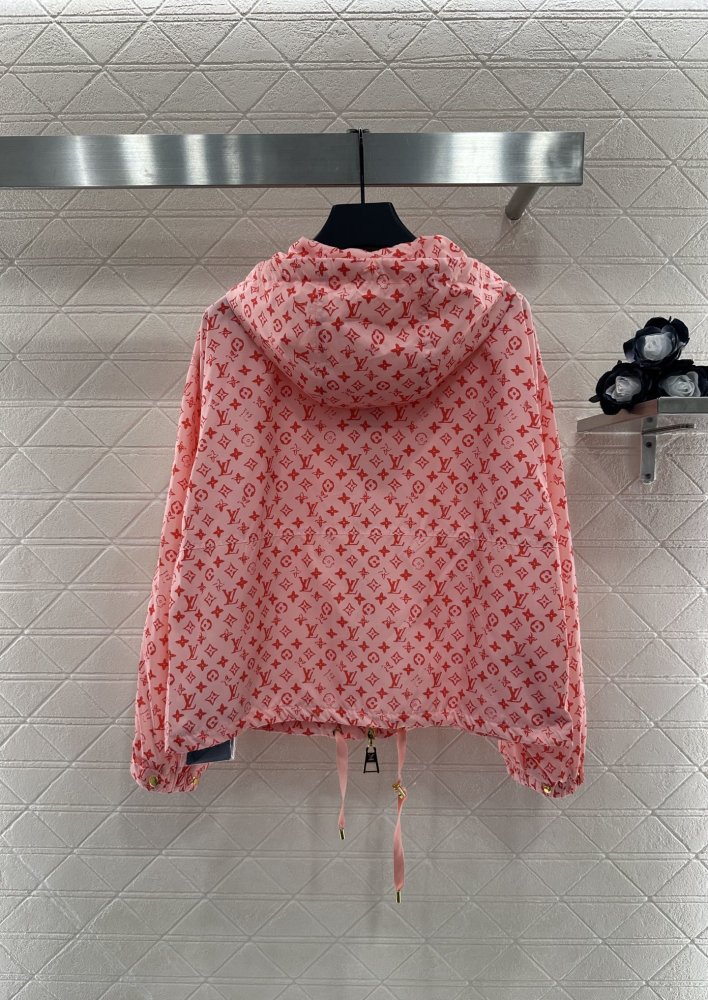 Куртка женская фото 2