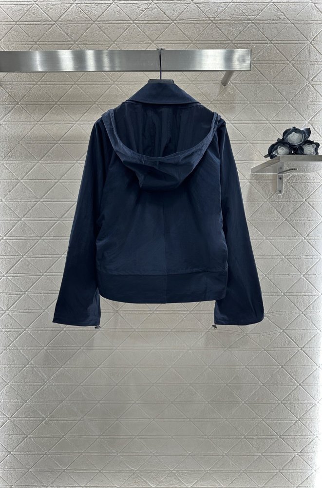 Куртка женская фото 2