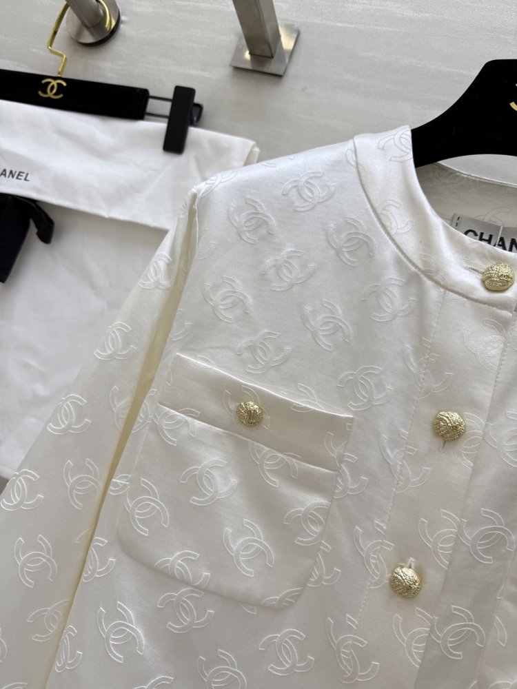 Куртка женская фото 2