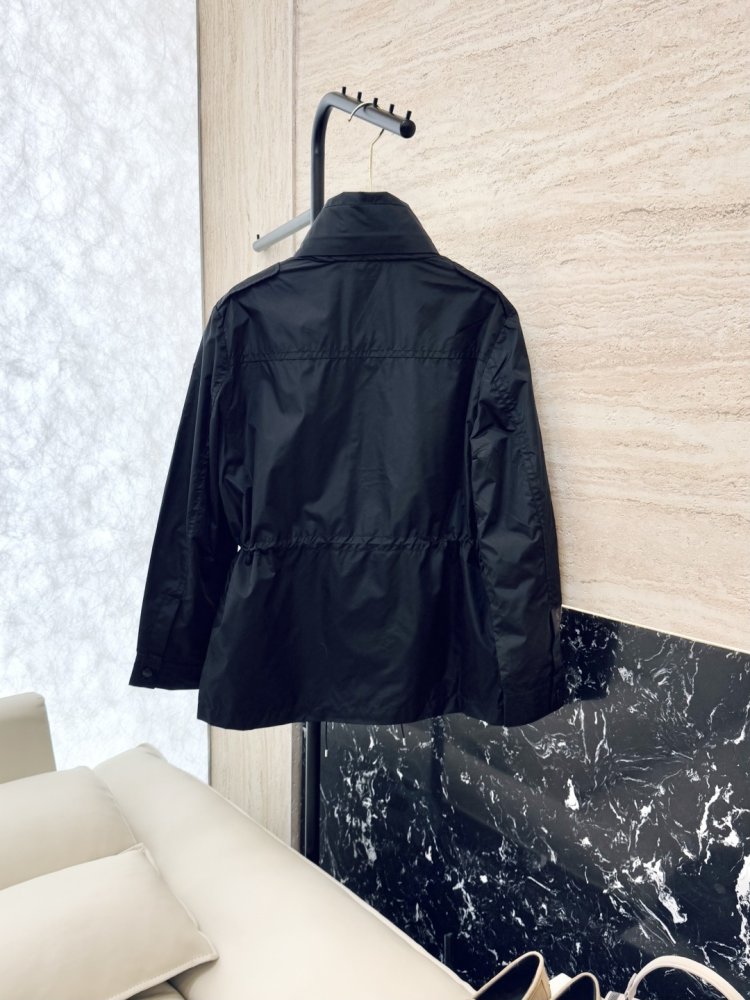 Куртка женская фото 2