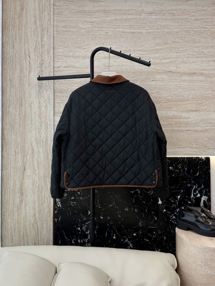 Jacket women's фото 2