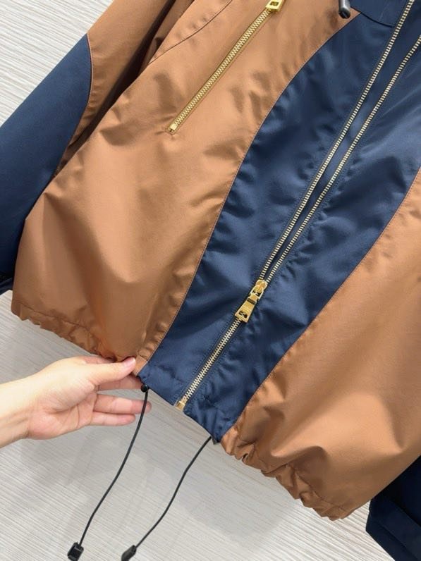 Jacket women's фото 2