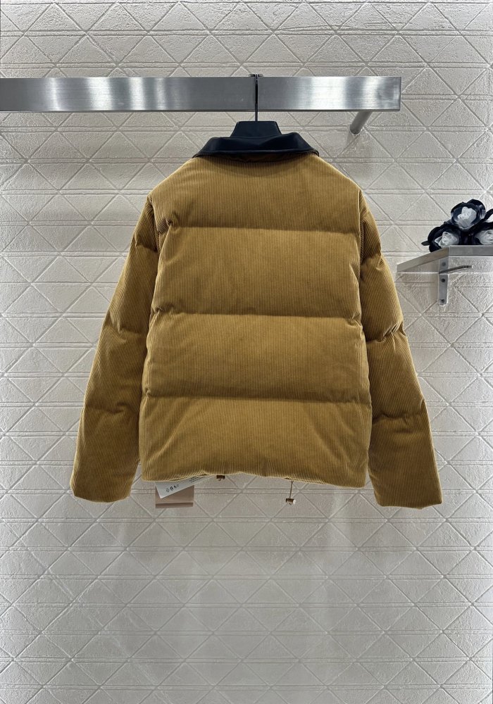 Куртка жіноча фото 2