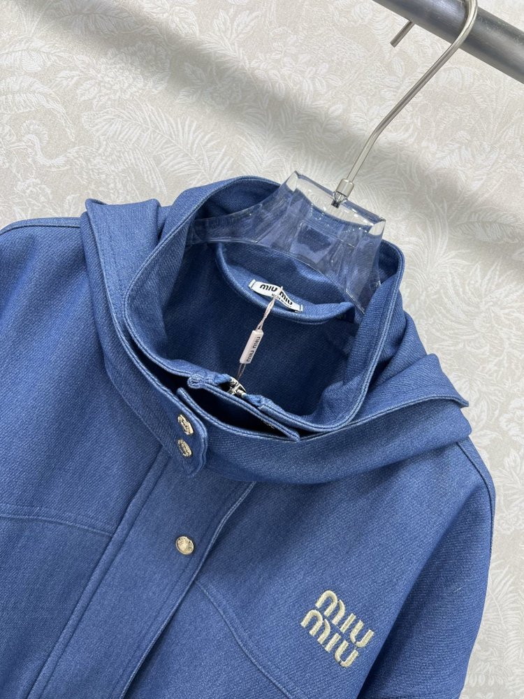 Куртка жіноча фото 2