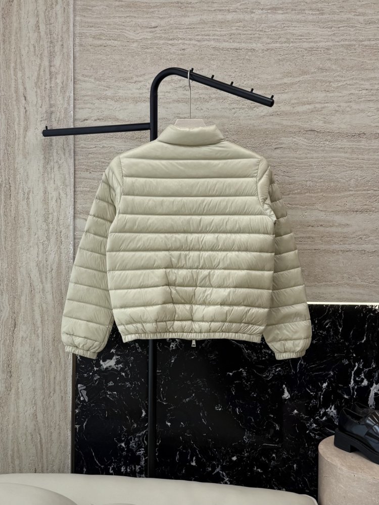 Куртка женская фото 2