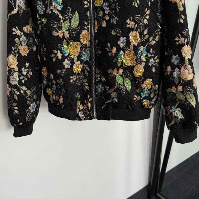 Куртка жіноча фото 2