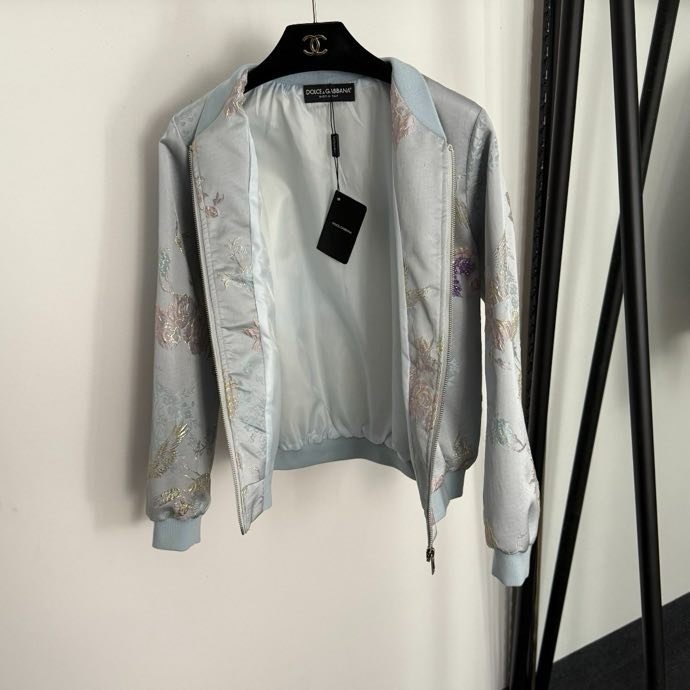 Куртка жіноча фото 2