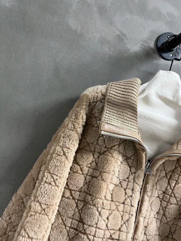 Куртка женская фото 2