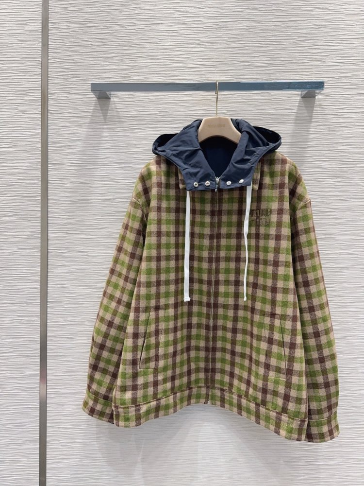 Куртка женская фото 2