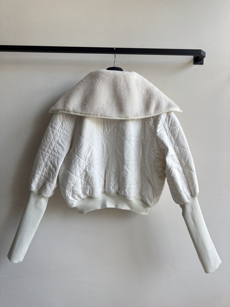 Куртка жіноча фото 2