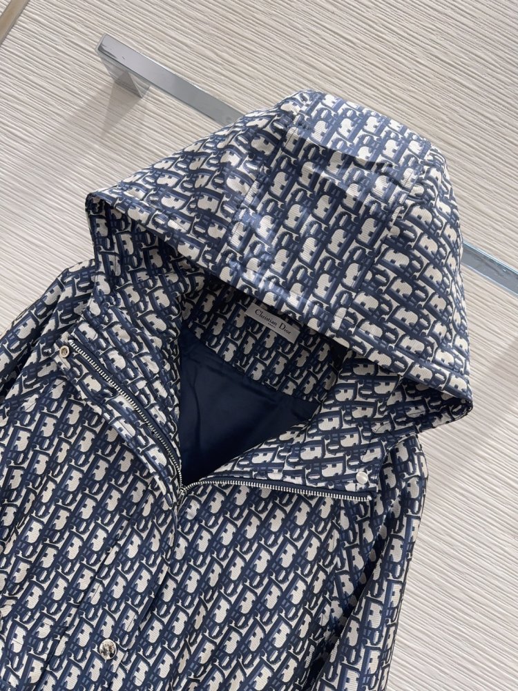 Куртка жіноча фото 2