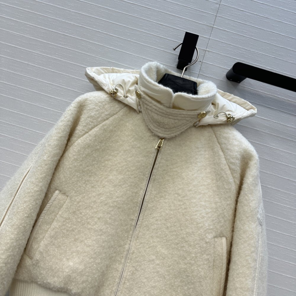 Куртка женская фото 2