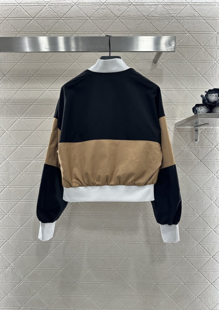 Куртка женская фото 2