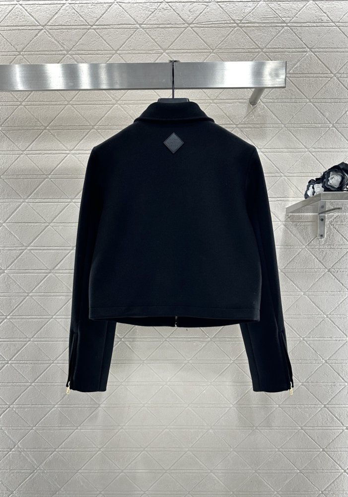 Куртка женская фото 2