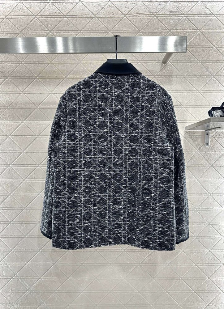 Куртка жіноча фото 2