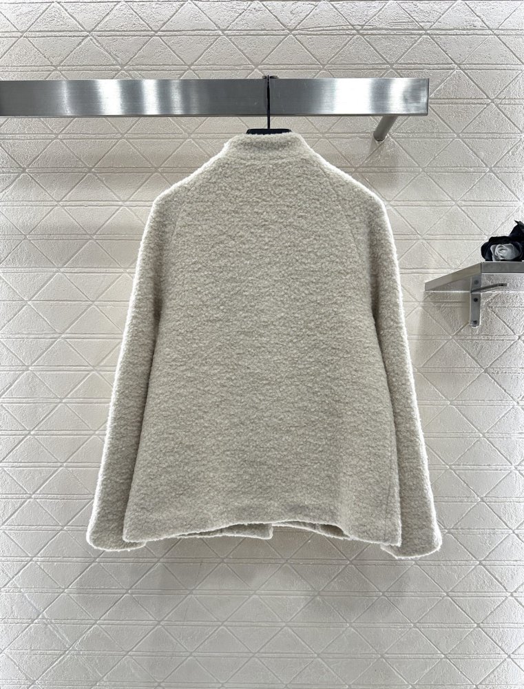 Jacket women's фото 2