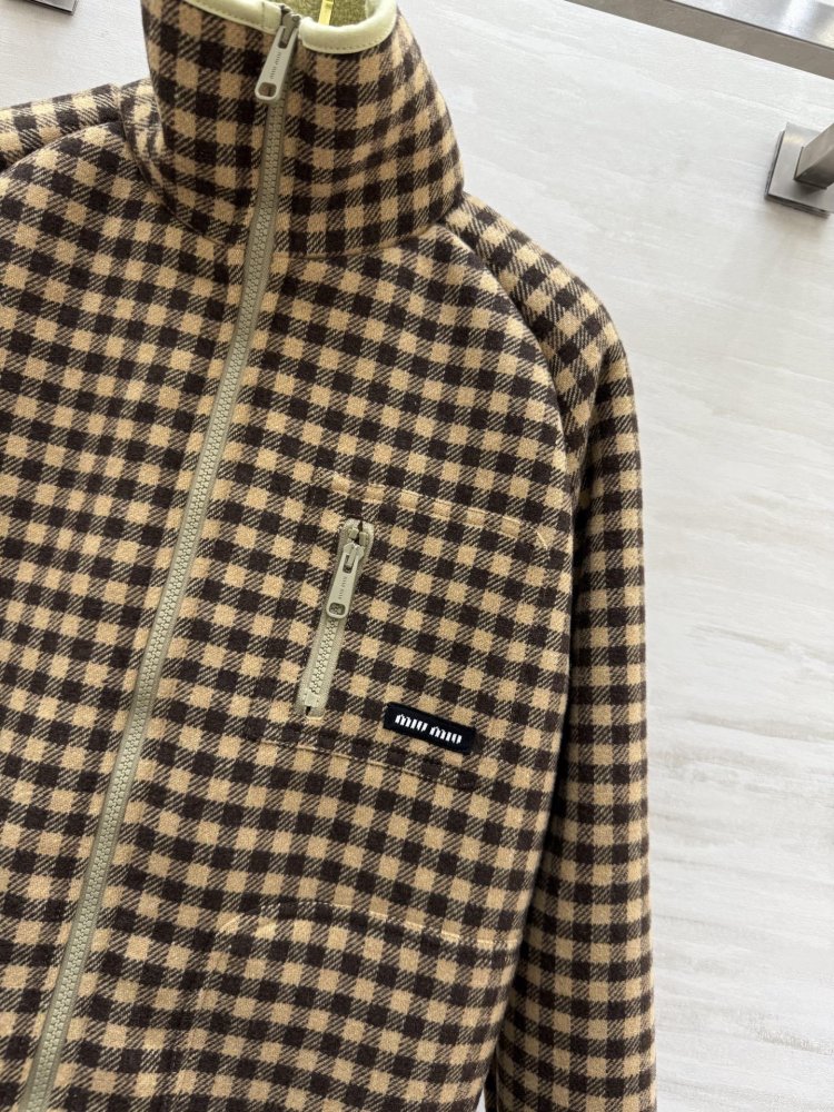 Jacket women's фото 2