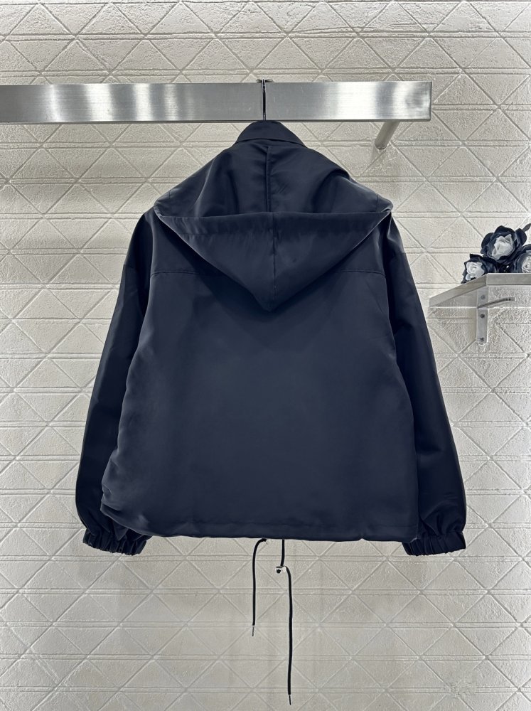 Куртка женская фото 2