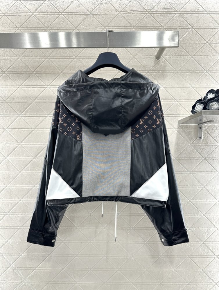 Куртка жіноча фото 2