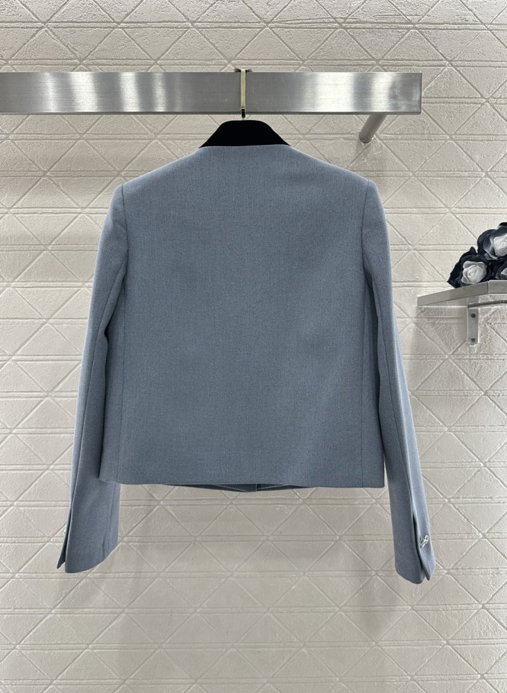 Куртка жіноча фото 2