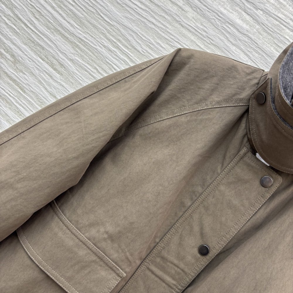 Куртка женская фото 3