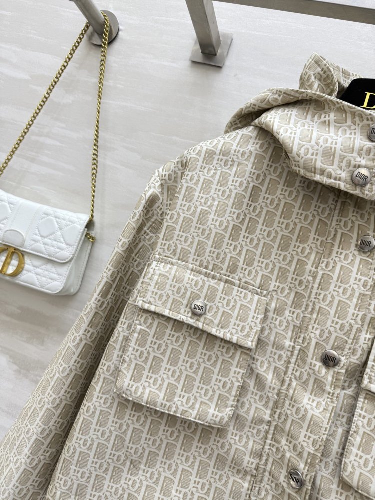 Jacket women's фото 3