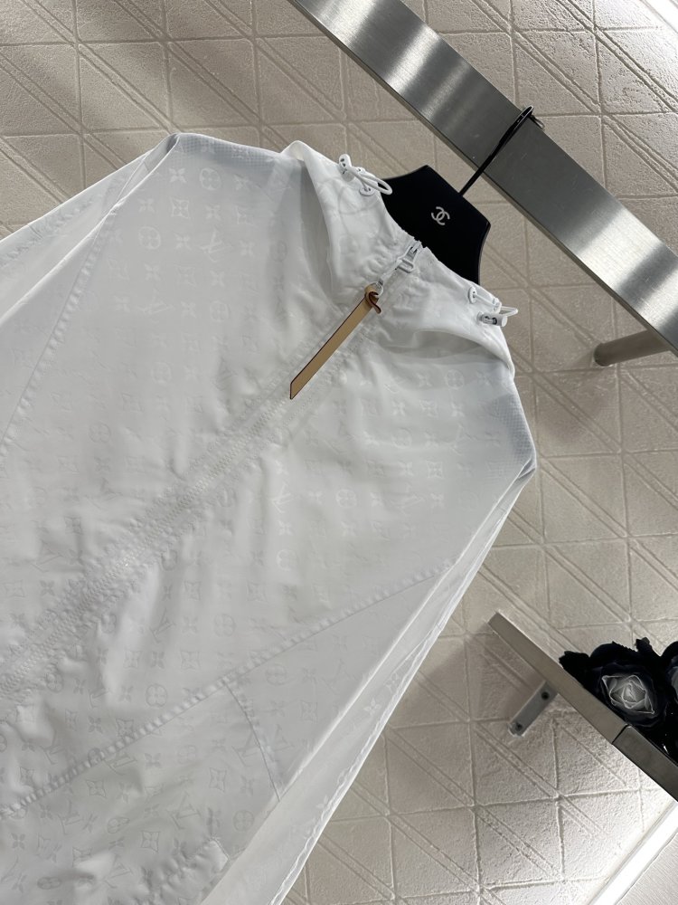 Куртка женская фото 3