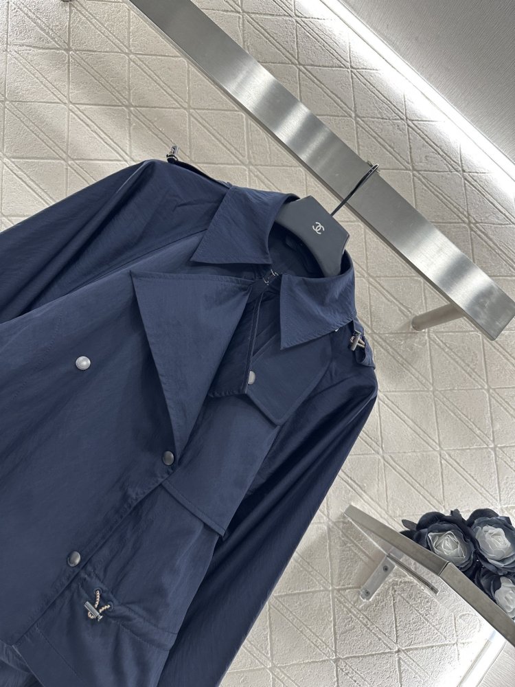 Куртка женская фото 3