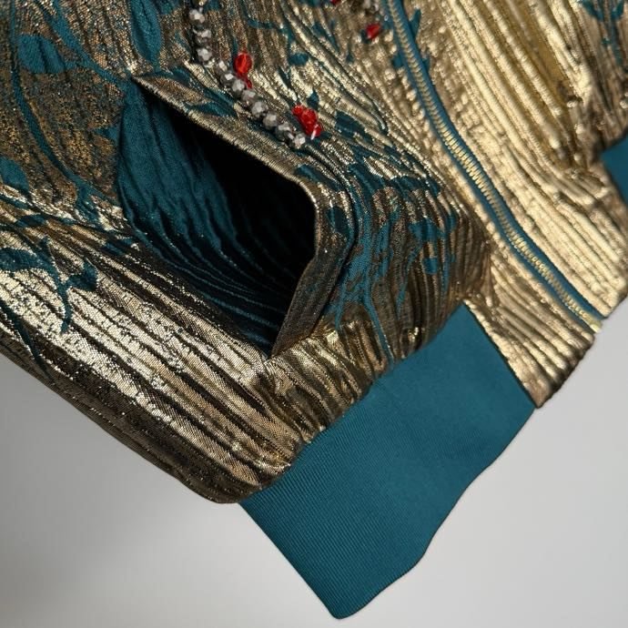 Куртка женская фото 3