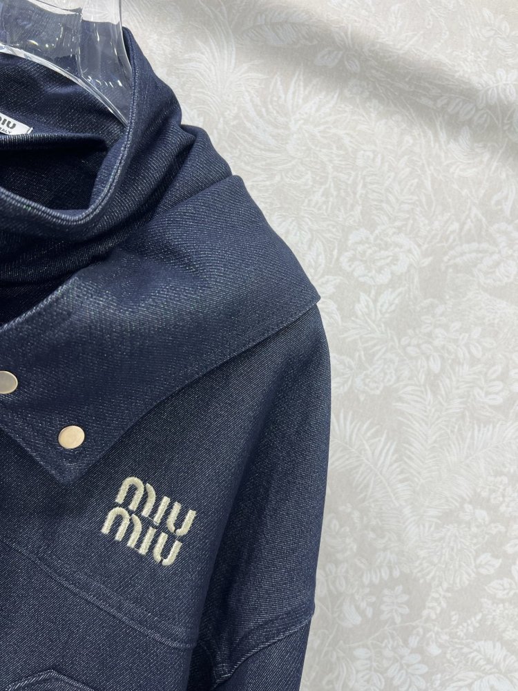 Куртка жіноча фото 3