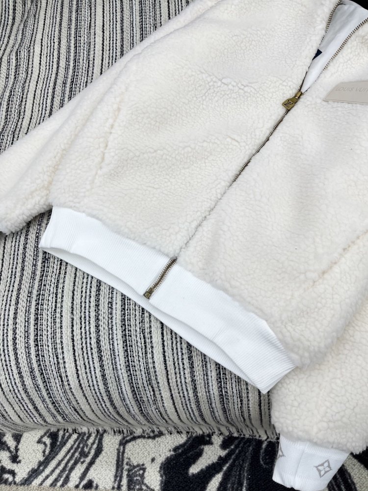 Куртка жіноча фото 3