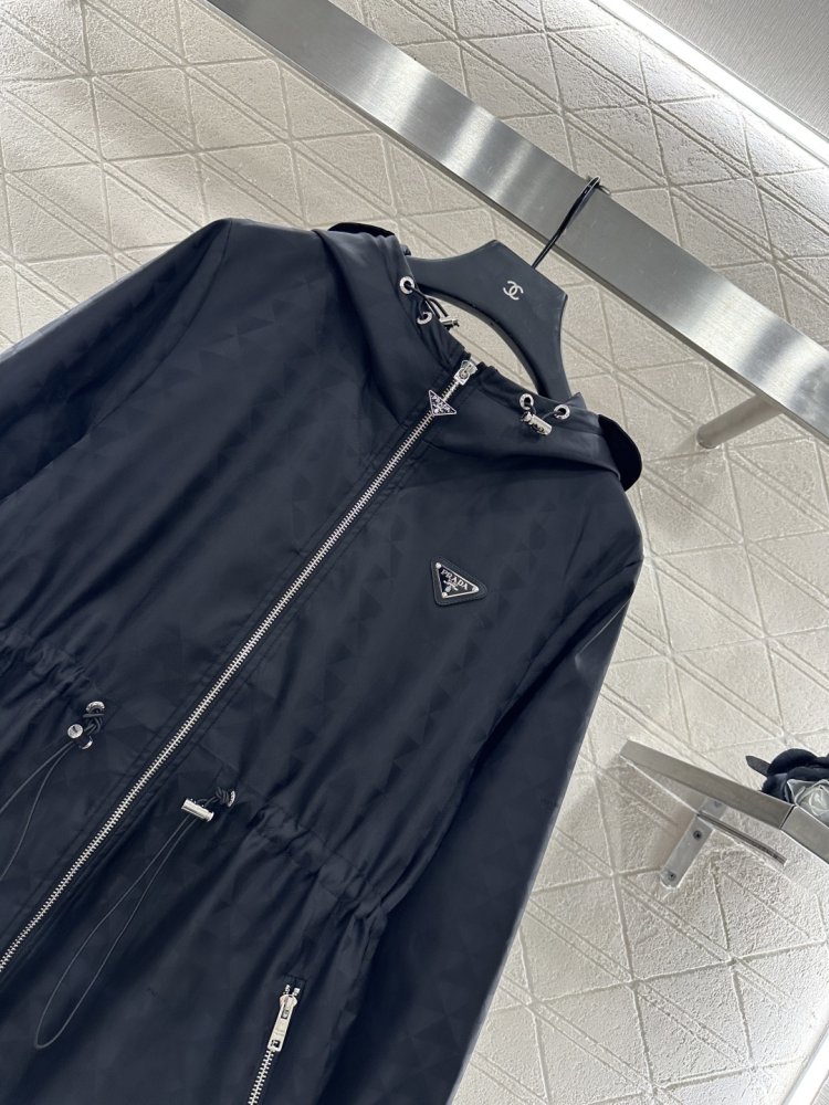 Куртка женская фото 3