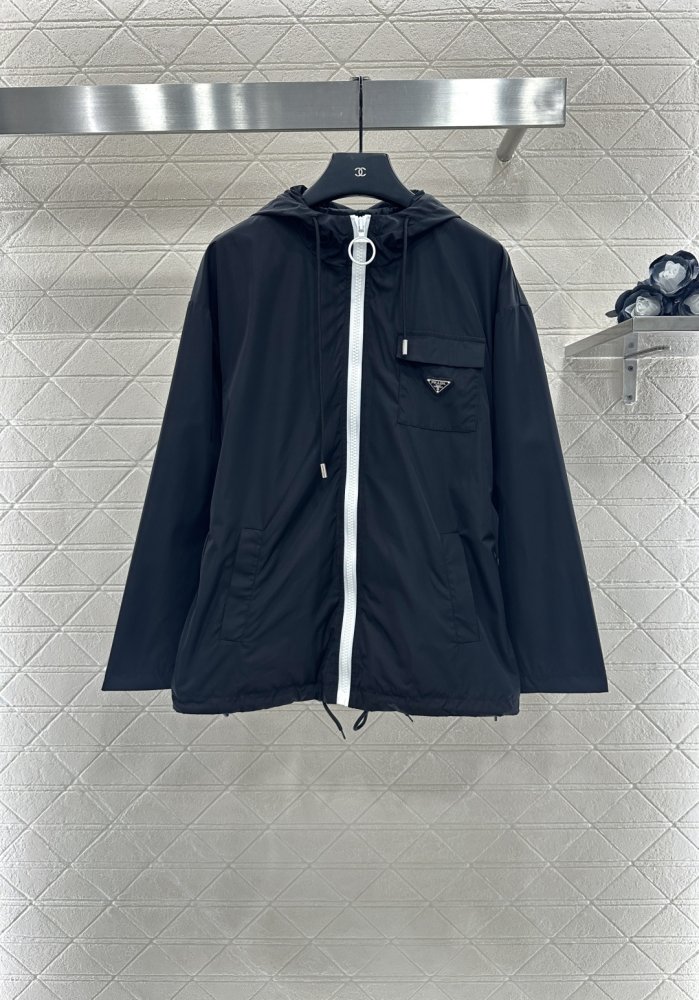 Куртка жіноча фото 3