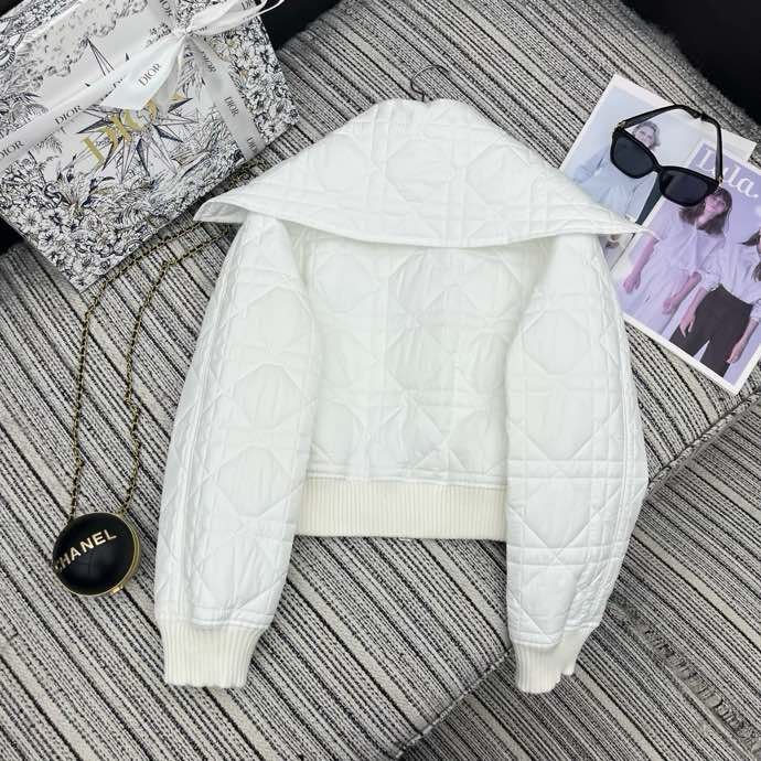 Куртка женская фото 3