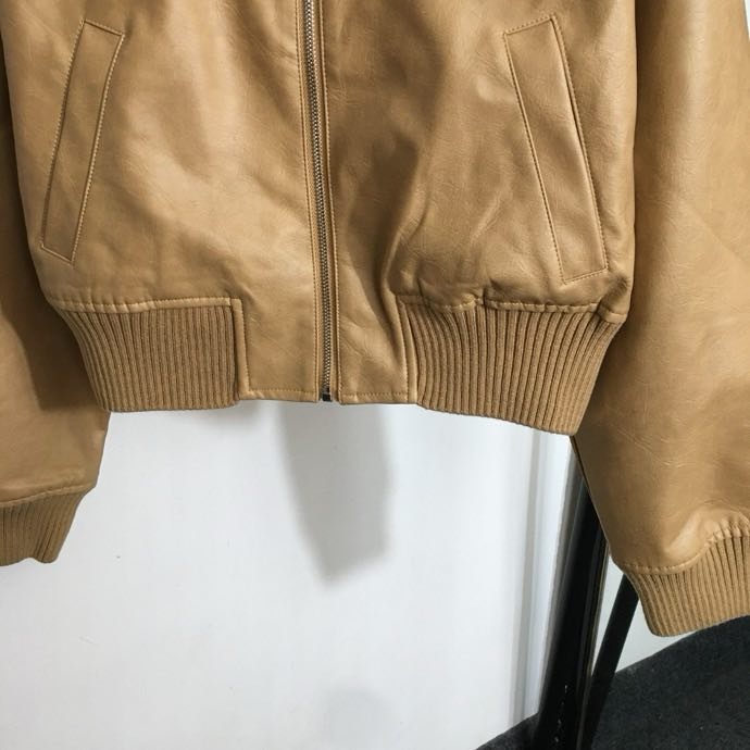 Куртка жіноча фото 3