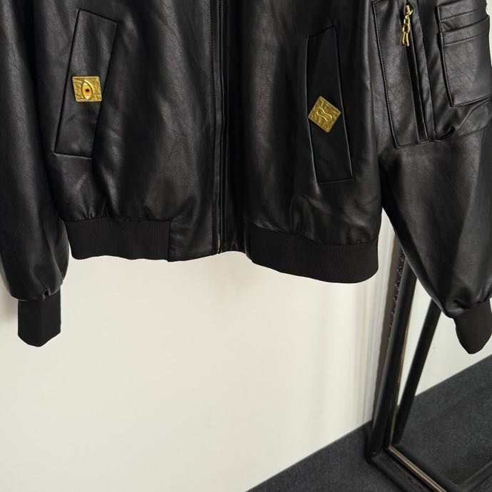 Куртка женская фото 3