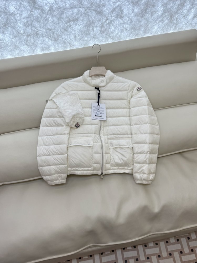 Куртка женская фото 3