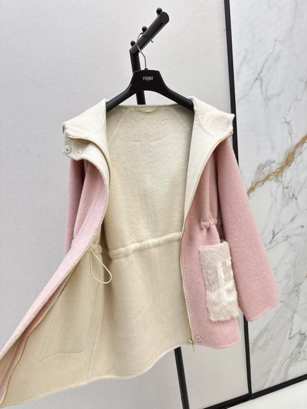 Куртка женская фото 3