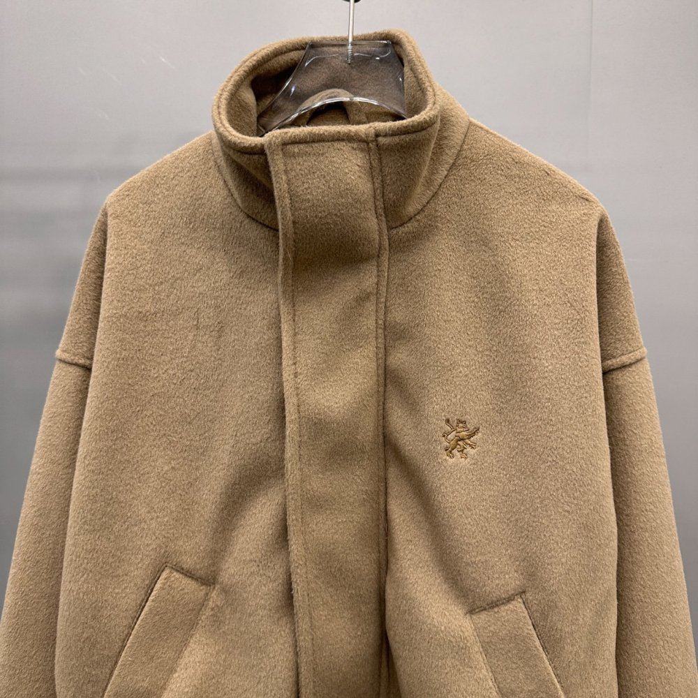 Jacket women's фото 3