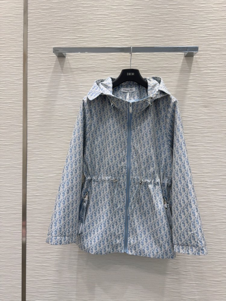 Куртка женская фото 3