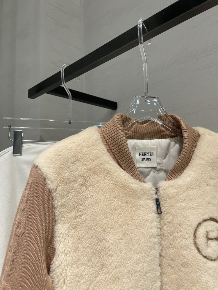 Jacket women's фото 3