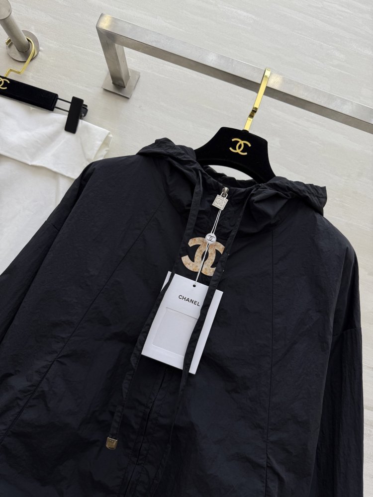 Куртка женская фото 3