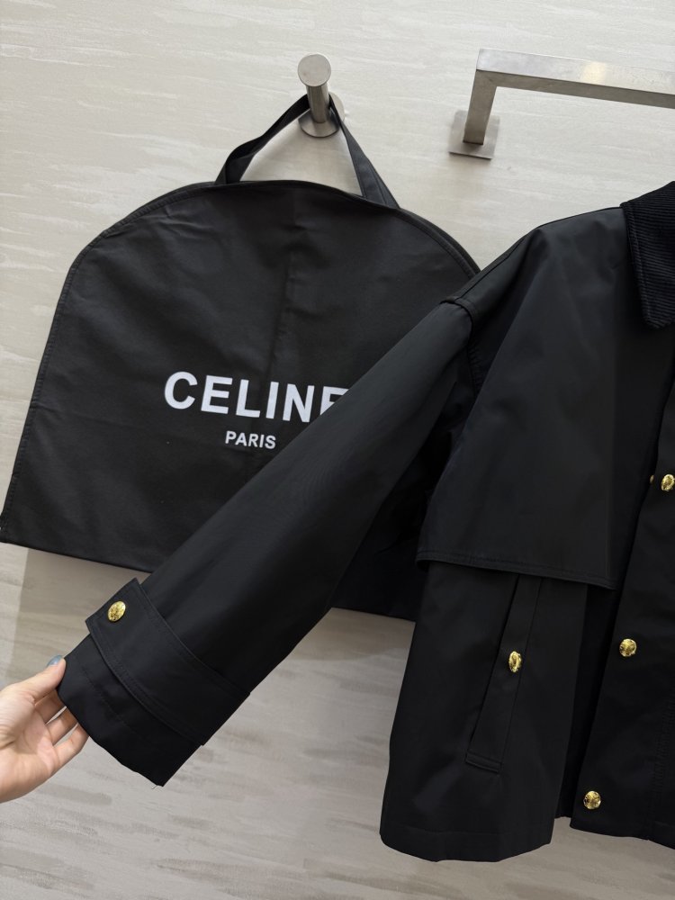 Куртка женская фото 3