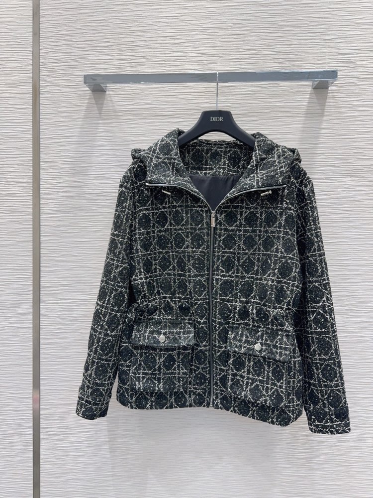 Куртка  жіноча фото 3