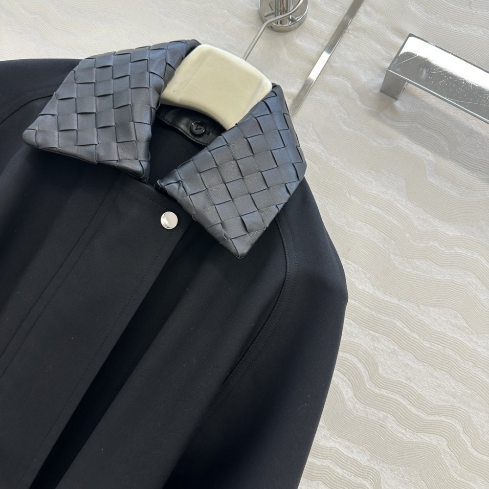 Jacket women's фото 3